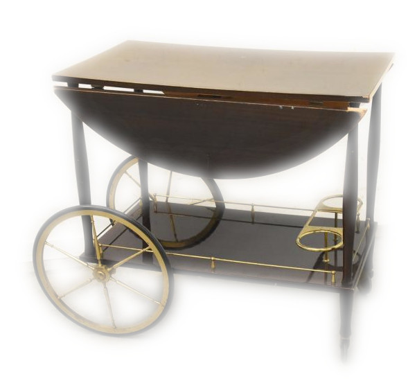 Extra image 2 - Desserte vintage en bois.