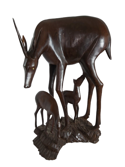 Extra image 2 - Lot d'antilopes et leurs petits en bois exotique.