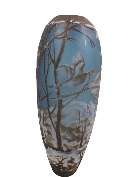 Extra image 4 - Vase type Gallé hiver.