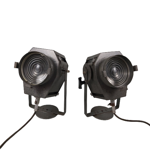 Anciens projecteus de cinéma années 50.